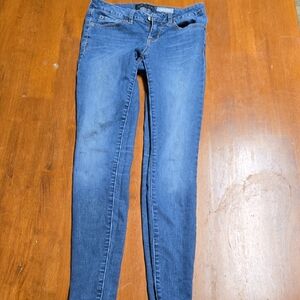 Aeropostale Women's Medium Blue Skinny Jeans
